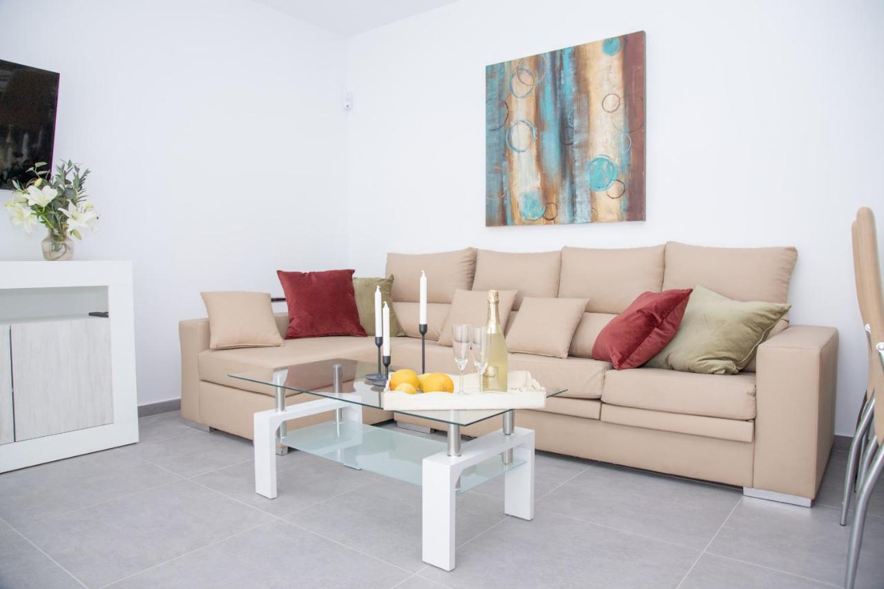 Apartment Family 6 Beachfront Corralejo By Holidays Home Buitenkant foto